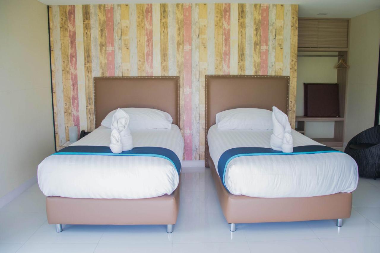 Mae On Village Resort 로이엣 외부 사진