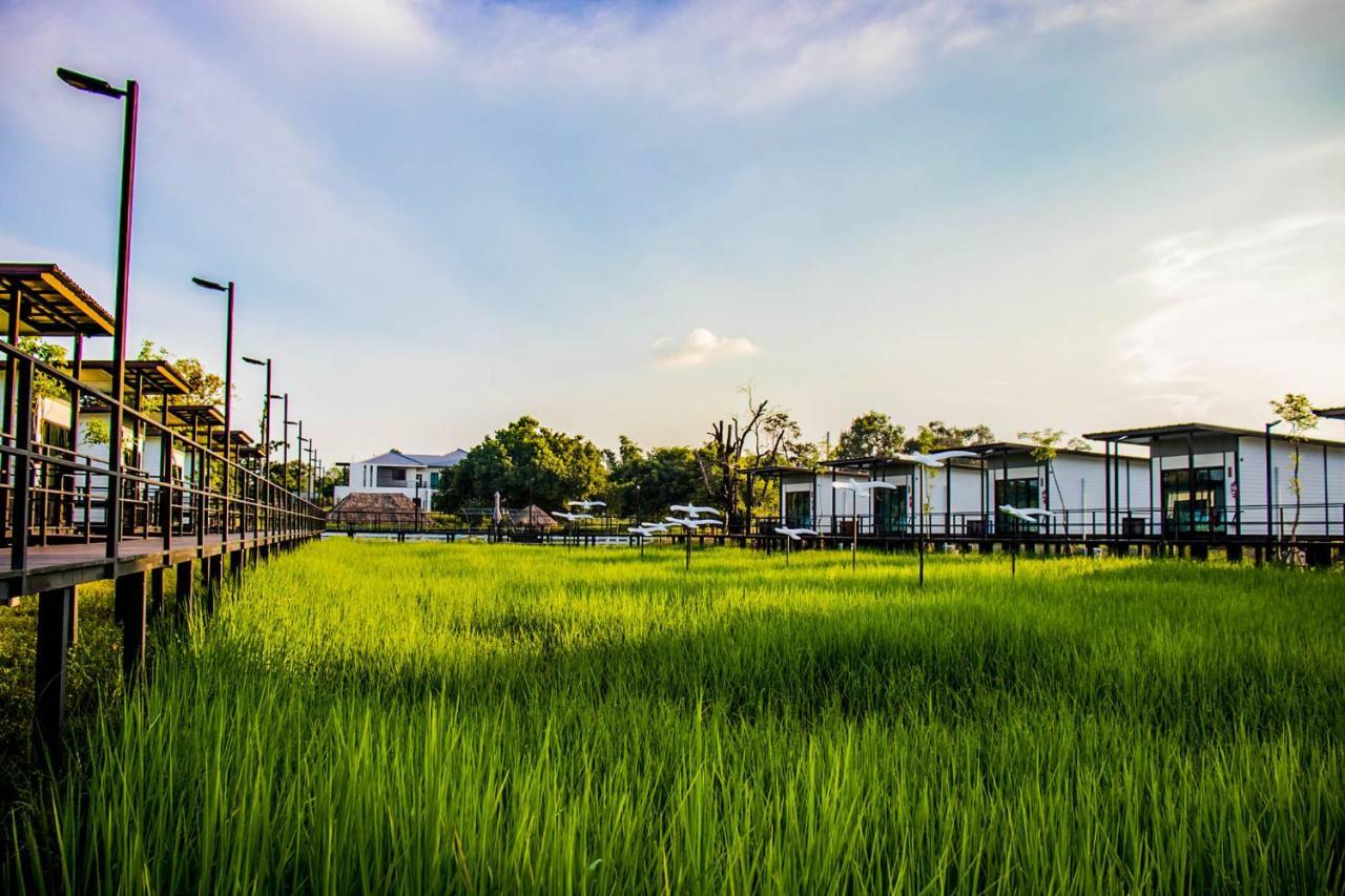 Mae On Village Resort 로이엣 외부 사진