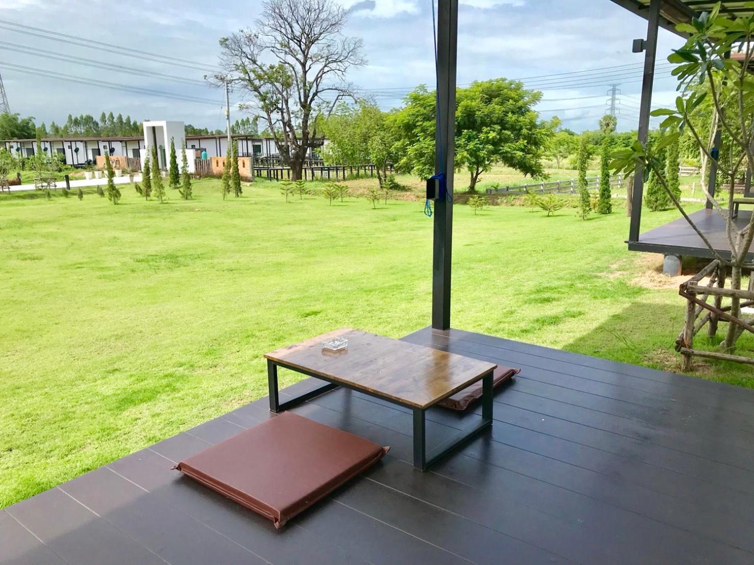 Mae On Village Resort 로이엣 외부 사진